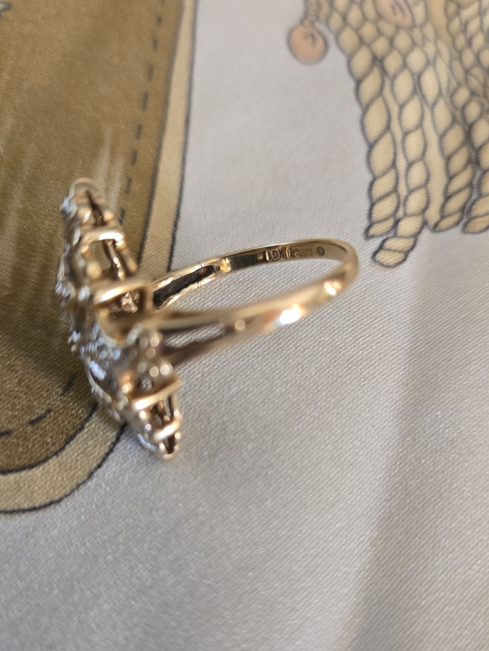 Midcentury, Art Deco look, Two Tone 10K Gold, Navette shape, Cross Ring - Picture 8 of 10